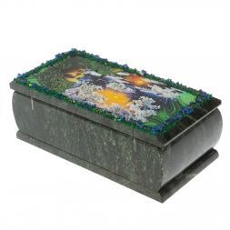 Шкатулка "Хозяйка медной горы. Зима" из змеевика 18х9х8 см