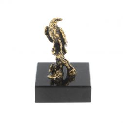 Статуэтка &amp;quot;Орел&amp;quot; из бронзы и долерита 3,5х3,5х5 см