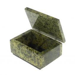 Шкатулка малая из змеевика 9,5х7х5 см (6)